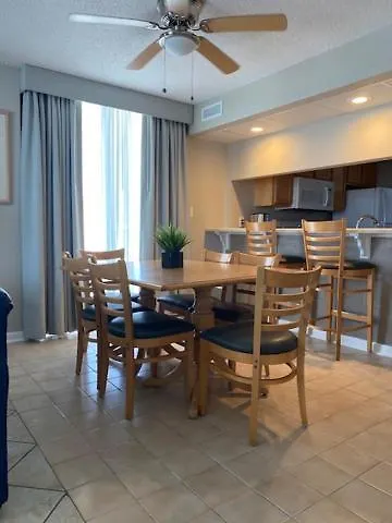 منتجع بنما سيتي بيتش Ocean Towers Beach Club